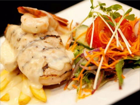 Manning River Hotel - SA Accommodation 0