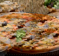 Alex's Pizza - SA Accommodation