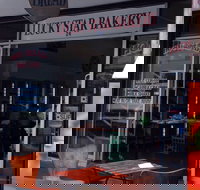 Lucky Star Bakery - SA Accommodation