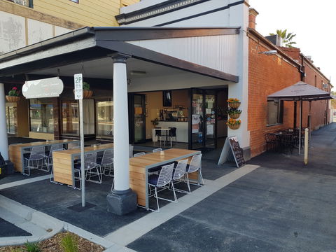 Brontes Gourmet - SA Accommodation 2