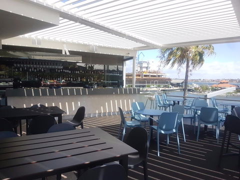 Oyster Bar - Elizabeth Quay - SA Accommodation 0