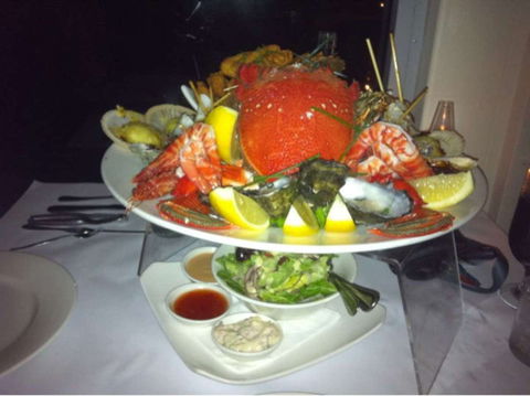 Trios On The River - SA Accommodation 0