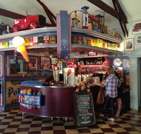 Cruzin' in the 50's Diner - SA Accommodation
