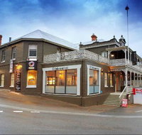 Deloraine Hotel Restaurant - SA Accommodation