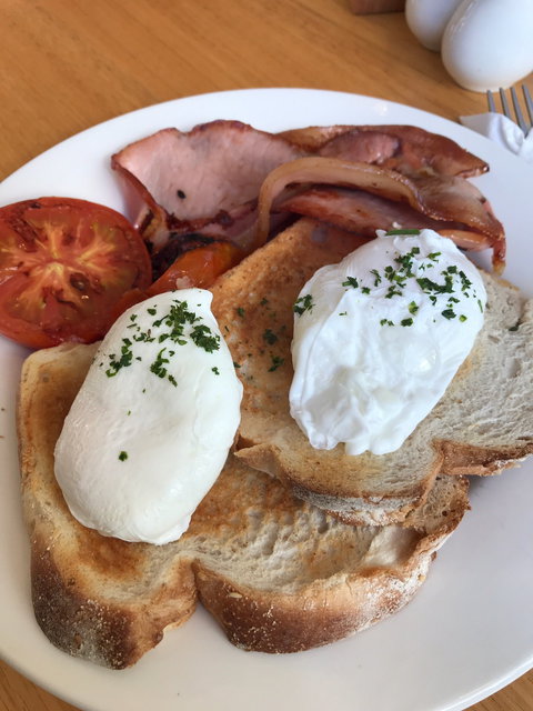 Tracks Cafe - SA Accommodation 4