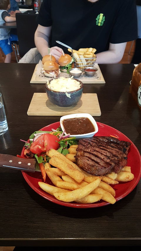 Angus & Co. - SA Accommodation 7