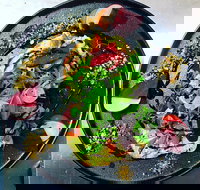 Pallet Home  Table - SA Accommodation