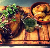 Doug and Pearl - SA Accommodation