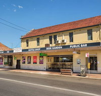 Nightcap at Regents Park Hotel - SA Accommodation