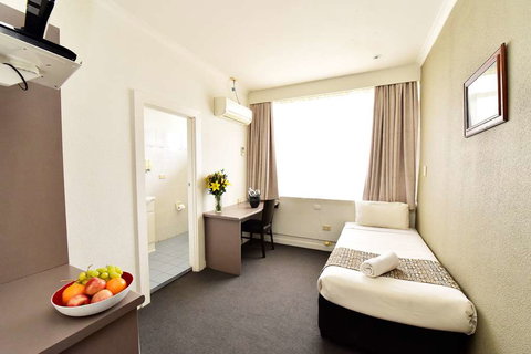 Diplomat Motel Alice Springs - SA Accommodation 4