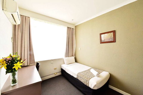 Diplomat Motel Alice Springs - SA Accommodation 5