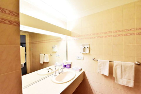 Diplomat Motel Alice Springs - SA Accommodation 12