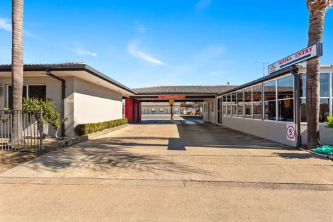Econo lodge Moree Spa Motor Inn - SA Accommodation 1