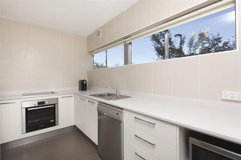 Forrest Hotel & Apartments - SA Accommodation 1