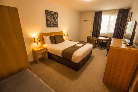 Bairnsdale International - SA Accommodation 7