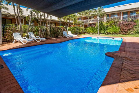 Karratha Central Apartments - SA Accommodation 8