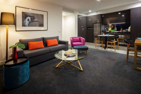 East Hotel - SA Accommodation 8