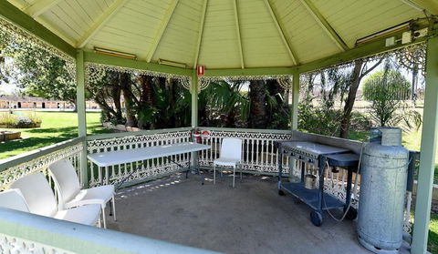 Burke & Wills Motor Inn - SA Accommodation 1