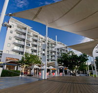 Oaks Waterfront Resort - SA Accommodation