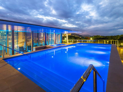 Sebel Cairns Harbour Lights - SA Accommodation 2