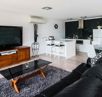 Lure Bed and Breakfast - SA Accommodation