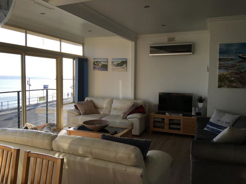 Crystal Blue Apartment - SA Accommodation 36