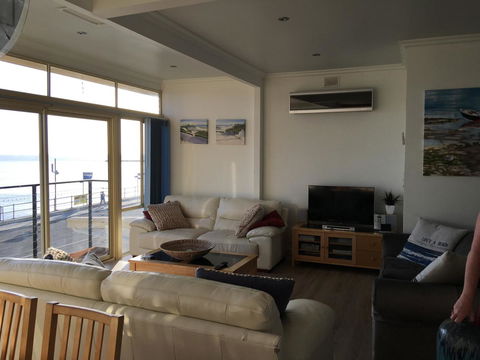 Crystal Blue Apartment - SA Accommodation 35