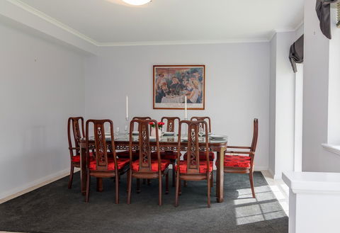 Port Adelaide Harbourside House - SA Accommodation 5