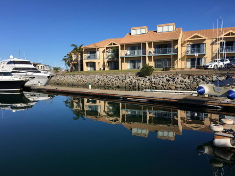 Marina Hotel - SA Accommodation 35