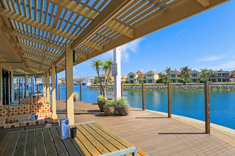 Marina Hotel - SA Accommodation 38