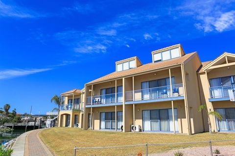 Marina Hotel - SA Accommodation 28