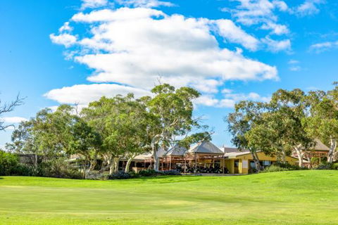 BreakFree Wirrina Cove - SA Accommodation 4