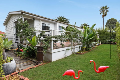 Ainslie Roberts Drive Retreat - SA Accommodation 7