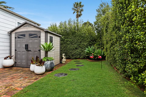 Ainslie Roberts Drive Retreat - SA Accommodation 11