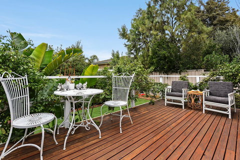 Ainslie Roberts Drive Retreat - SA Accommodation 9