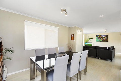 Ainslie Roberts Drive Retreat - SA Accommodation 1