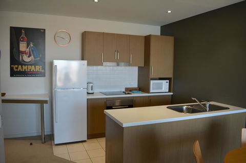 Wallaroo Marina Luxury Apartment - SA Accommodation 12