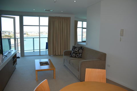 Wallaroo Marina Luxury Apartment - SA Accommodation 26