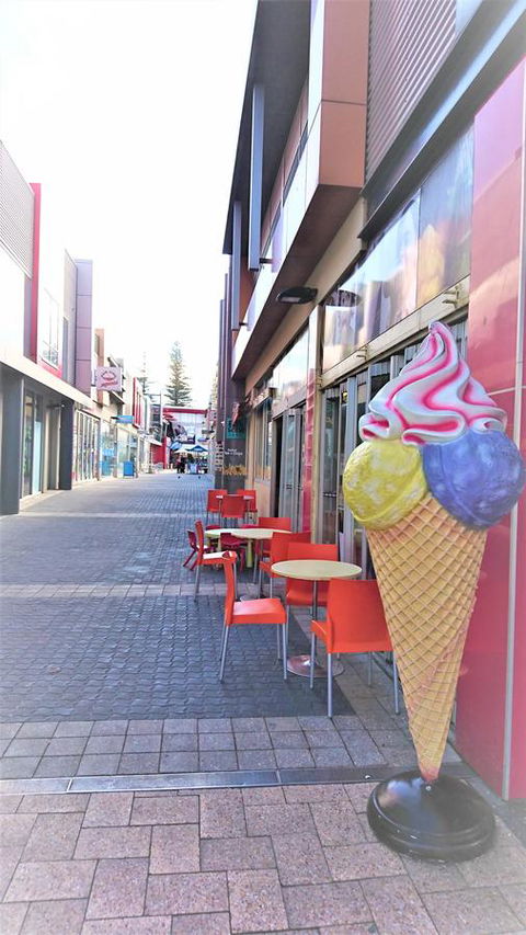 Hi 5 Glenelg Studio Apartment - SA Accommodation 28