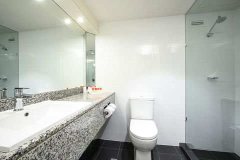 Hotel Grand Chancellor Adelaide - SA Accommodation 41