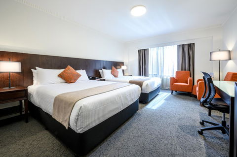 Hotel Grand Chancellor Adelaide - SA Accommodation 13