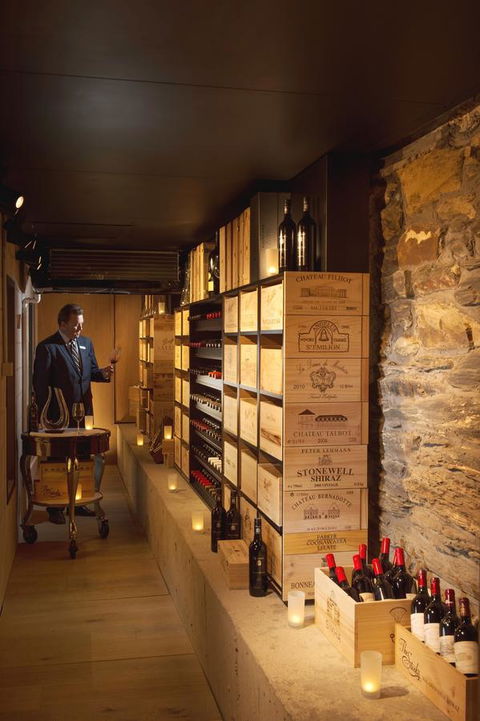 Mayfair Hotel - SA Accommodation 24