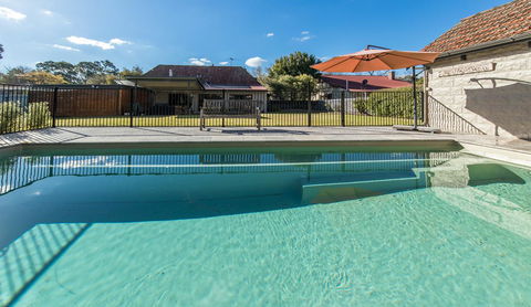 The Tudor House - SA Accommodation 20