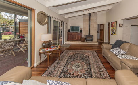 The Tudor House - SA Accommodation 6