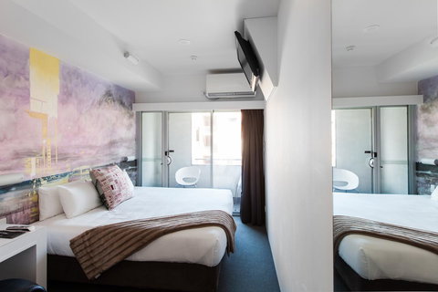 Majestic Minima Hotel - SA Accommodation 11