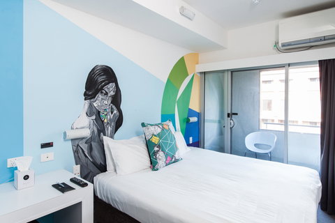 Majestic Minima Hotel - SA Accommodation 21