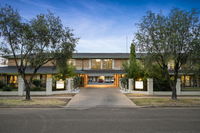 Book Wagga Wagga Accommodation Vacations SA Accommodation SA Accommodation