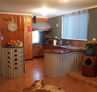 Inna Nutshell - SA Accommodation