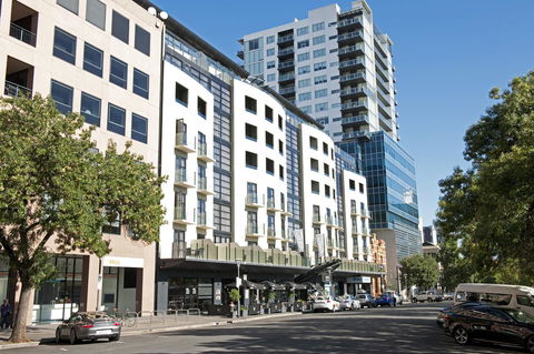 Mantra Hindmarsh Square - SA Accommodation 5