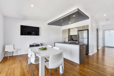 Aloha Waterfront Properties - SA Accommodation 16